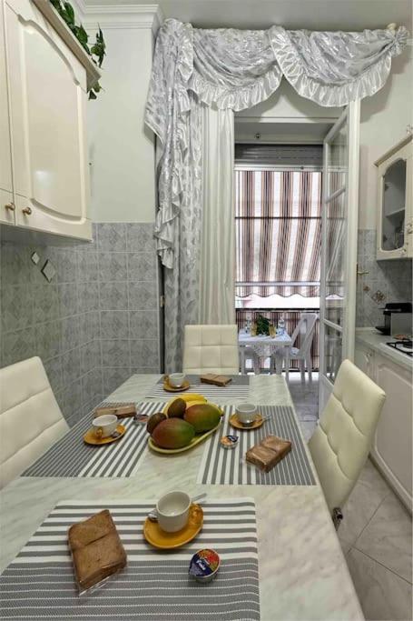 Apartmán Casa Eleonora: A 5 Min Dal Mare + Free Parking Ventimiglia Exteriér fotografie