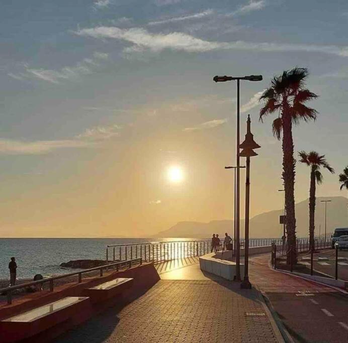 Apartmán Casa Eleonora: A 5 Min Dal Mare + Free Parking Ventimiglia Exteriér fotografie
